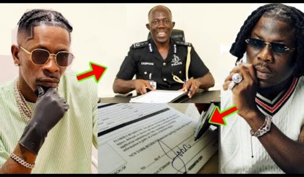Shatta Wale And Stonebwoy Finally Signed A Bond Not To Perform On The Same Stage