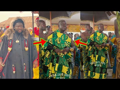 Read more about the article Ajagurajah Nearly Cried As Otumfuo Prevented Him From Shaking His Hands After Several Attempts