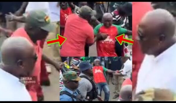 John Mahama’s Bodyguard Assáulted NDC Big Supporter In front Of Mahama, See Mahama’s Reaction