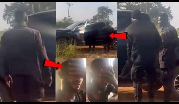 Two Police Officers Attempted To K!ll A Private Car Driver Over 50 Cedis Bribe, Watch Cr@zy Video