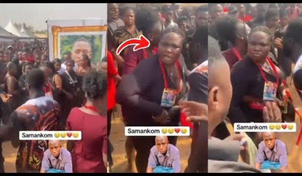 Samankɔm: Shøcking As Lady Possessed At C Confion’s Funeral, See What Happened, Ghanaians Reacted