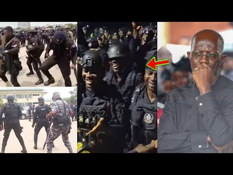 Read more about the article Watch How Ghana Police Officers Are Dancing & Jubilating Over Dampare’s Removal