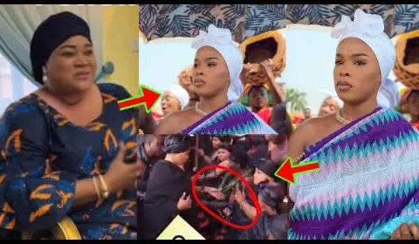 Asante Mampong Hemaa And Manso Nkwanta Hemaa Are Fighting? As Both Exchanges Words