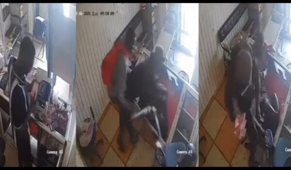 CCTV Footage Of How Momo Vendor Wr£stled With Arm£d R0bbers Who Att@cked Him