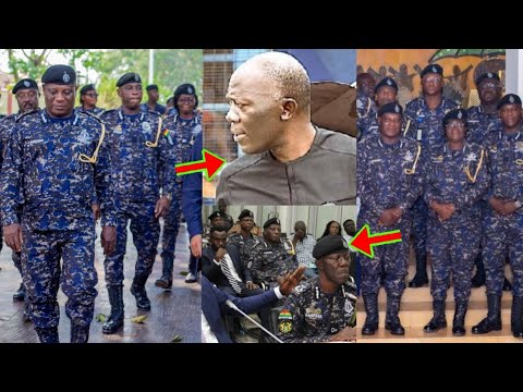 Read more about the article Ei Suro Nipa o.. Check How Ghana Police Officers Jubilates Over Dampare Removal As IGP