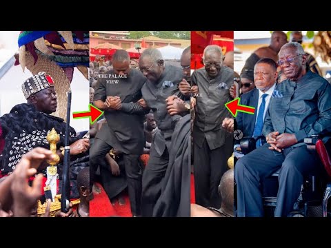 Read more about the article Aw, Fmr Prz Kufuor Who Is In Wheelchair Forced To Walk To Greet Otumfuo At Mamponghene Funeral
