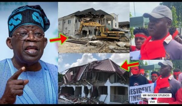 See How Nigerians Are Destr0ying Ghanaians In Nigeria Properties