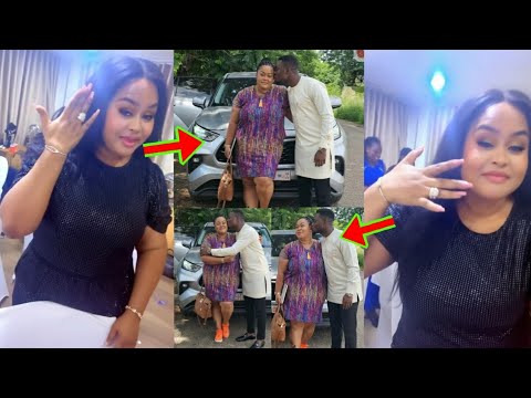 Read more about the article Vivian Jill Is Married? As She Happily Shows Her Wedding Ring And Speaks