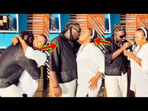 Read more about the article Nipa Nny3, From Delay To Mcbrown; See How Amerado Is Making Love With Mcbrown As They Te@ses Delay