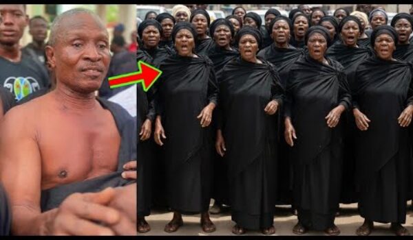 We Will Go N@k3d: Old Women In Lumba’s Family Protest Against Abusuapanin Tupac Over Lumba’s Funeral