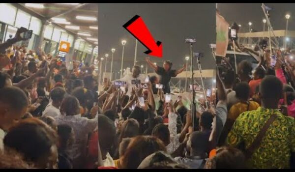 Uncountable People! Massive Welcome For Maame Akosua Serwaa In Kumasi Shocks Everyone