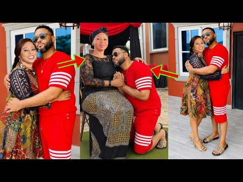 Atanfo Ani Awu Akofena Begs Adwoa Safo For Peace As They Reunite